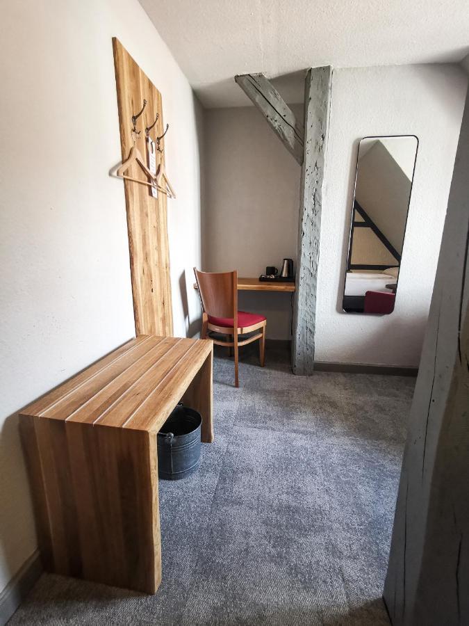 Kontraste Hotel Neumünster Buitenkant foto