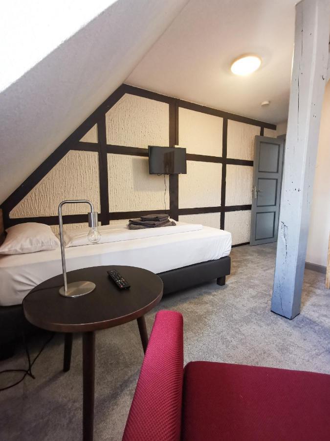 Kontraste Hotel Neumünster Buitenkant foto